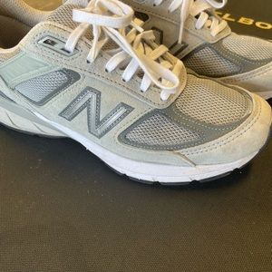 New Balance 990v5 - like new! Sold out online 7.5 womans